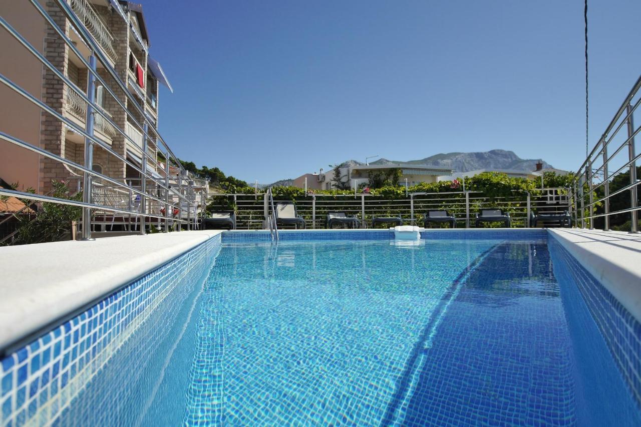 Apartments Babaja Omiš Екстериор снимка