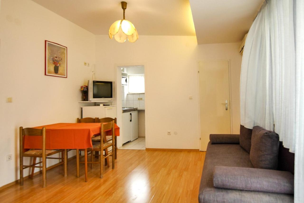 Apartments Babaja Omiš Екстериор снимка