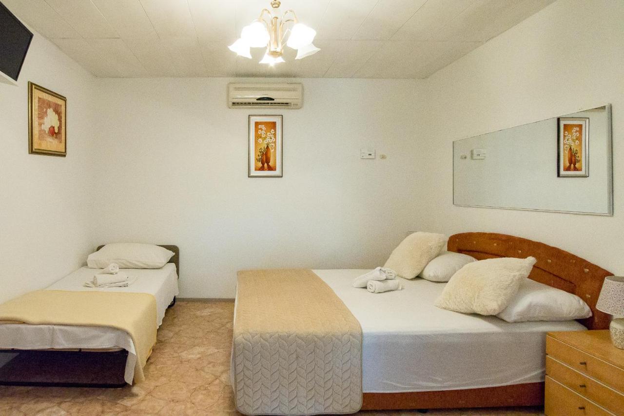 Apartments Babaja Omiš Екстериор снимка