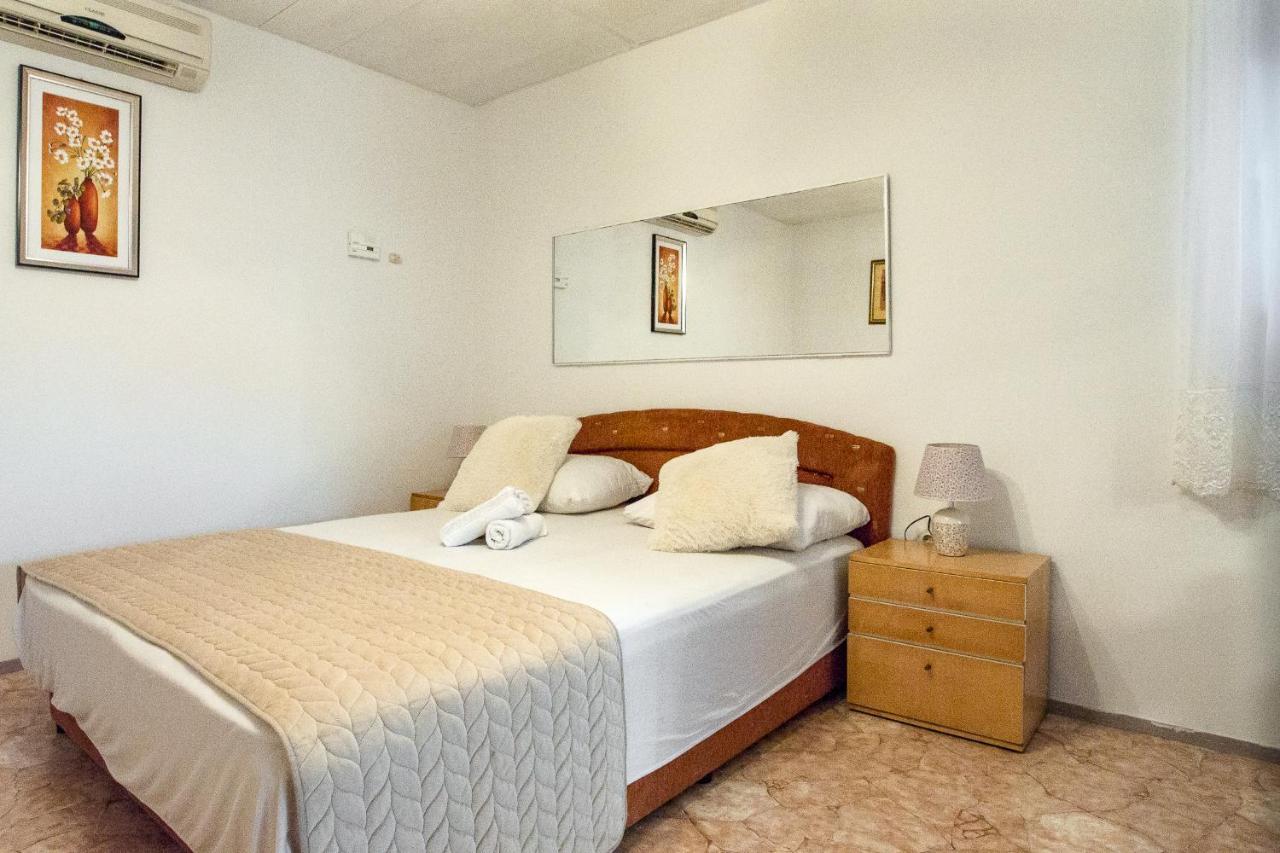 Apartments Babaja Omiš Екстериор снимка